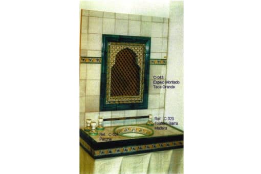 Cuarto de baño de cerámica árabe 1