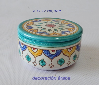 hexagonal-ceramic-arabic-andalusian-box