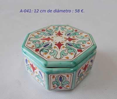 hexagonal-ceramic-arabic-andalusian-box