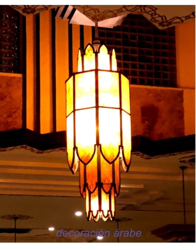 gran lampara techo hall hotel