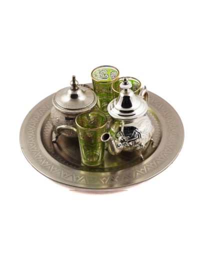 juego de te marroqui ; arabe 3 vasos de cristal,1 tetera, 1 bandeja  repujada de 25 cm de diametro. : : Hogar y cocina