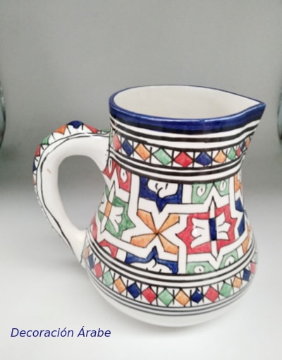 jarra de agua marroquí de cerámica
