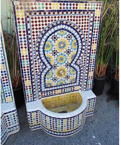 fuente mosaico de pared exterior
