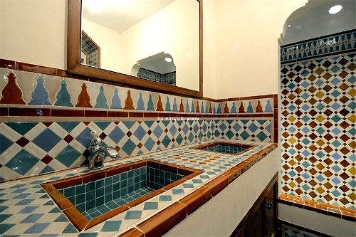 cuartde la Alhambra de baños mosaicos 
