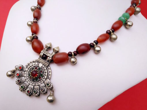 collar étnico de india cornalina, rosal, plata
