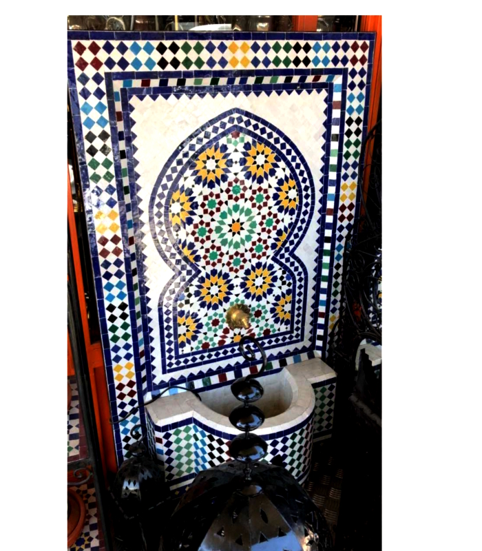 fuente mosaico marroquí pared