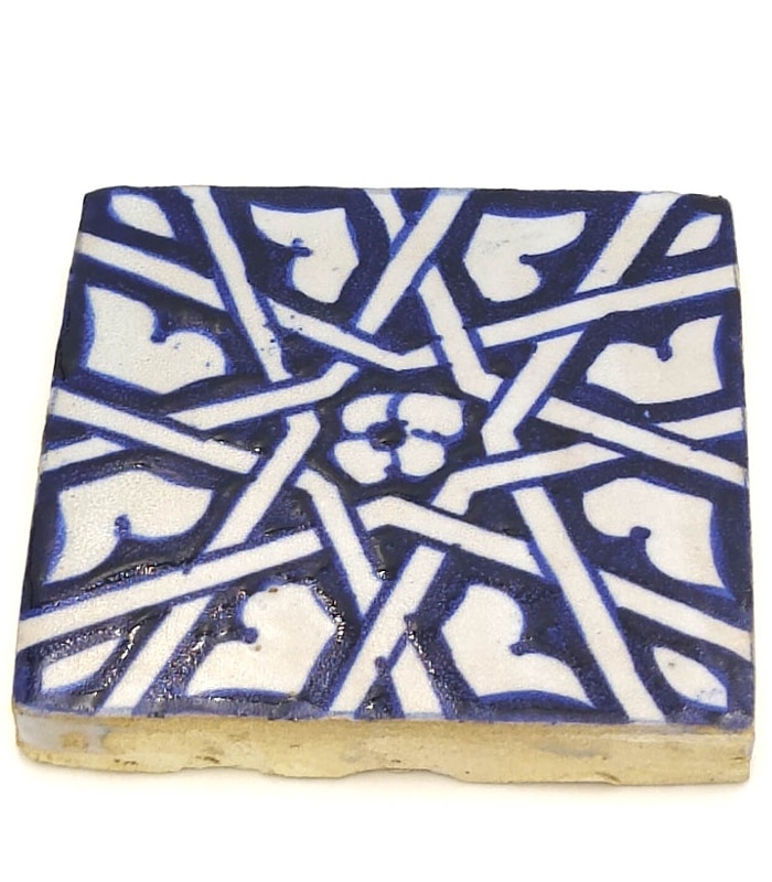 azulejo marroquí artesanal geometrico azul Fez