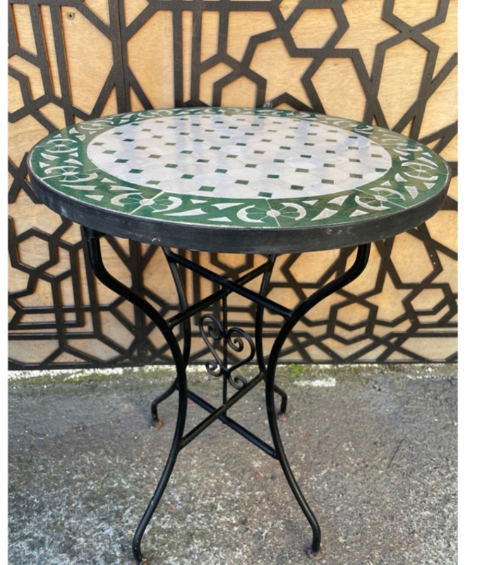 mesa mosaaico marroqui vede y cenefas árabes