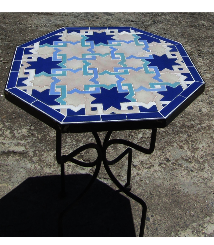 mesa de mosaico andalusí octogonal